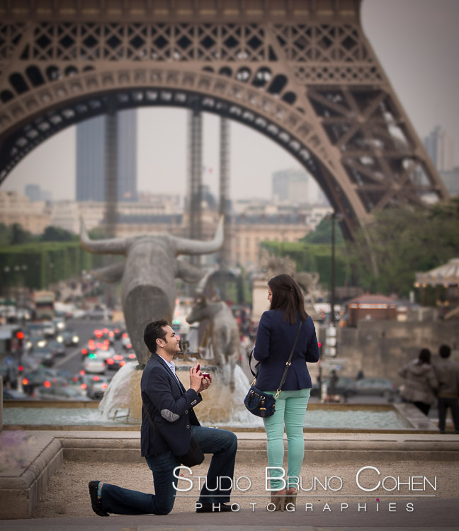 surprise proposal in paris from Trocadero front of Eiffel Tower couple in love