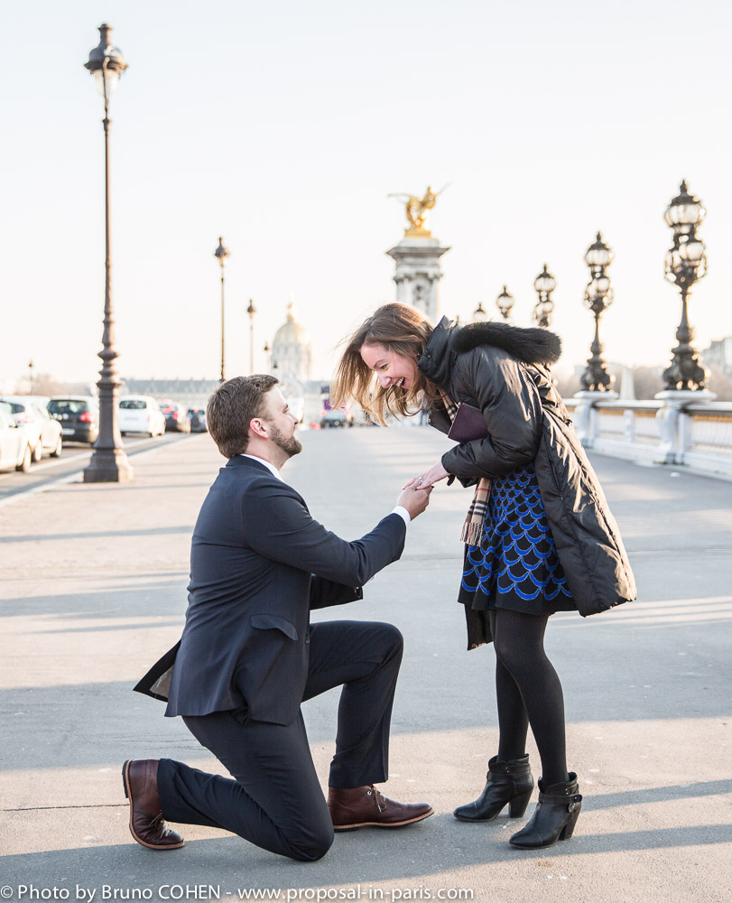 Ben & Kath – a Proposal at Pont Alexandre III