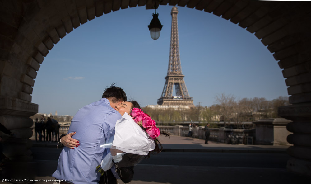 Dexter and Rachel – An incredible surprise proposal in Paris!