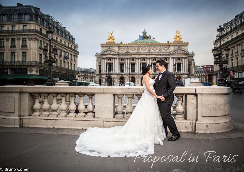 Paris marriage proposal montmartre
