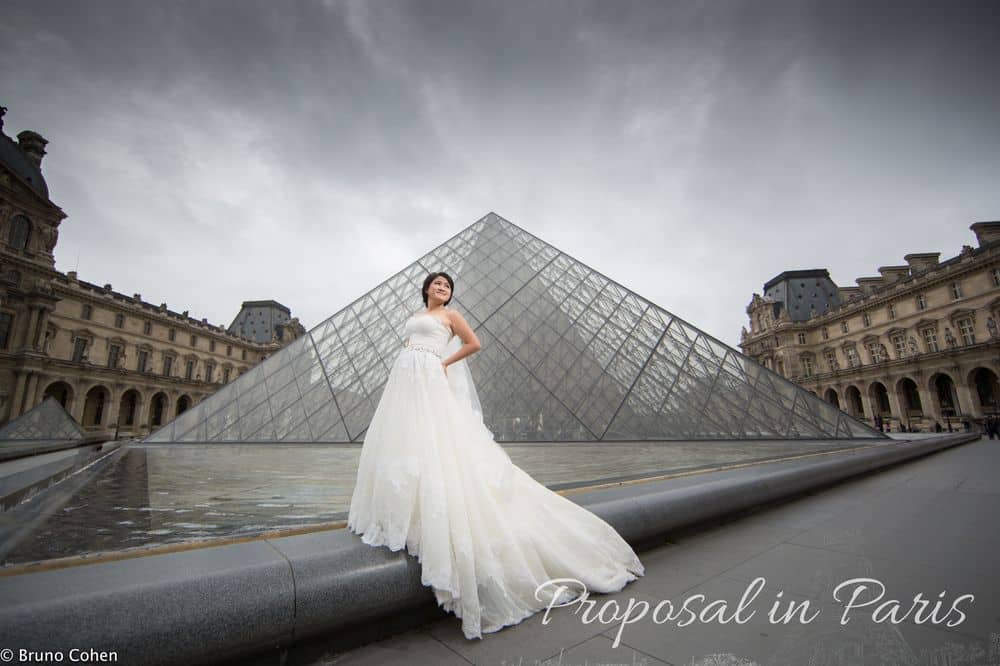 Paris marriage proposal montmartre
