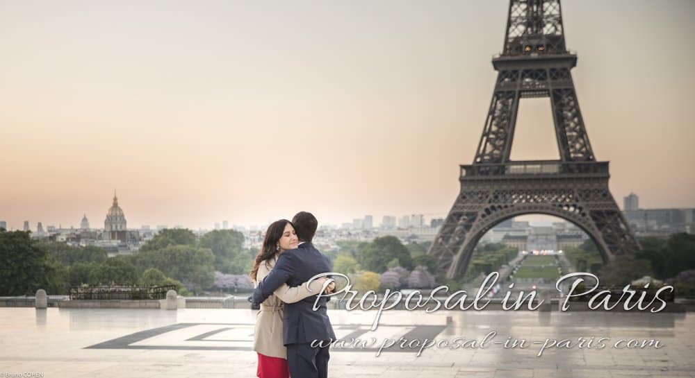 Paris marriage proposal montmartre